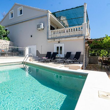 Seaside Apartments With A Swimming Pool Tri Zala, Korcula - 558 Zrnovo ภายนอก รูปภาพ
